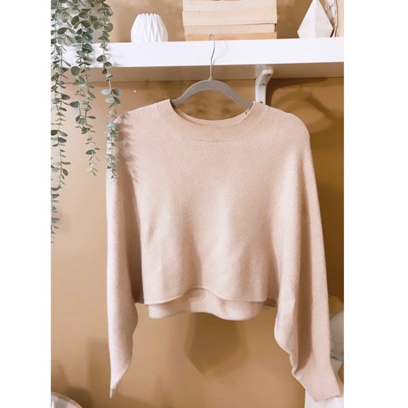 Wilfred Free Cropped Sweater - Picture 2 of 4